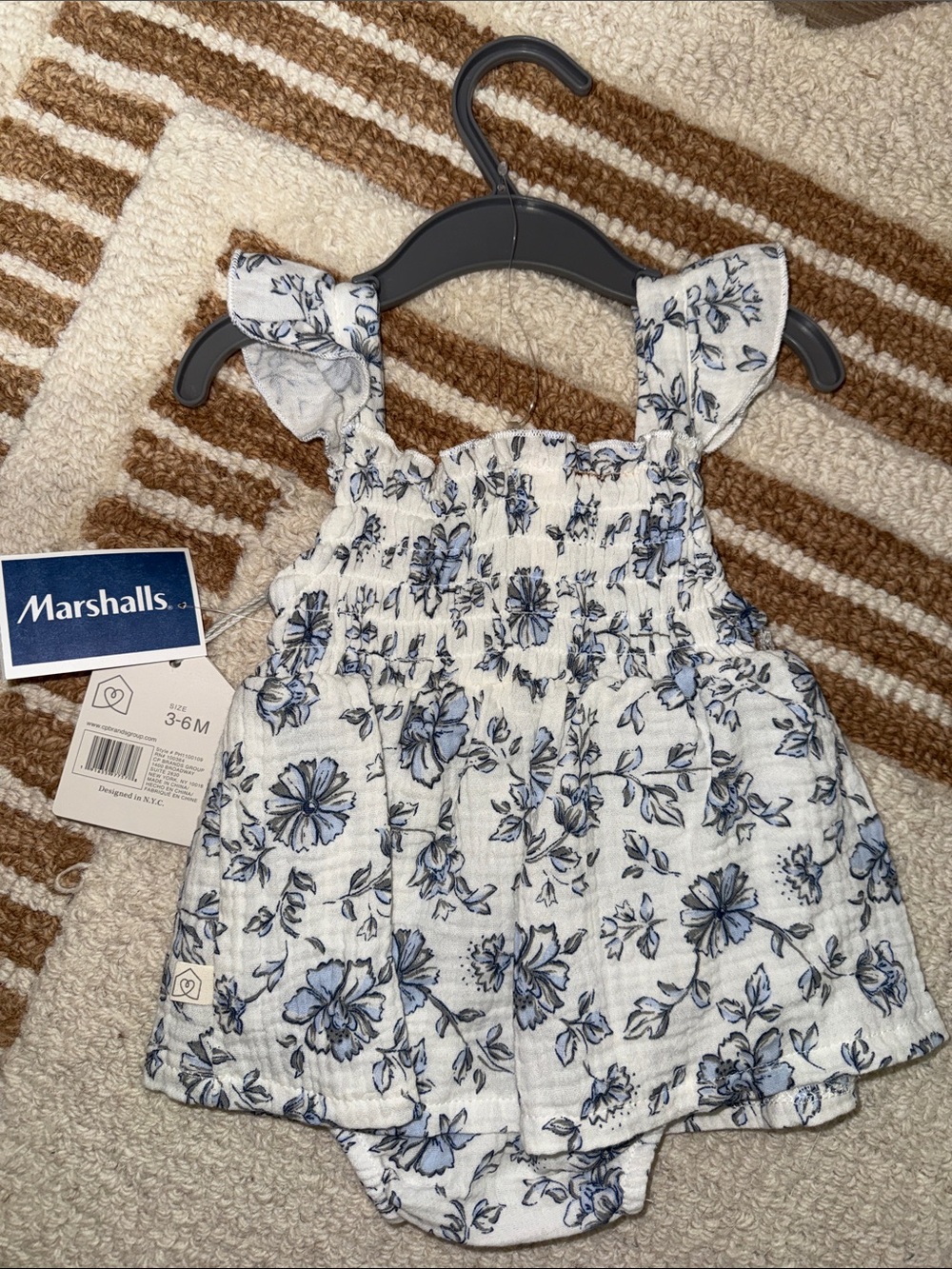 NWT Snug Blue Floral Smocked Baby One-Piece 3/6M - Picture 2 of 4
